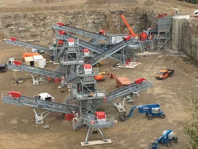 A new crushing and screening line being erected on site